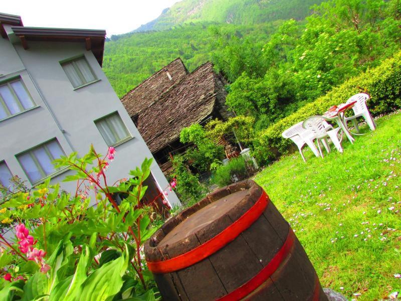 Casa Vacanza Pizzo Camino Calasca-Castiglione Dış mekan fotoğraf